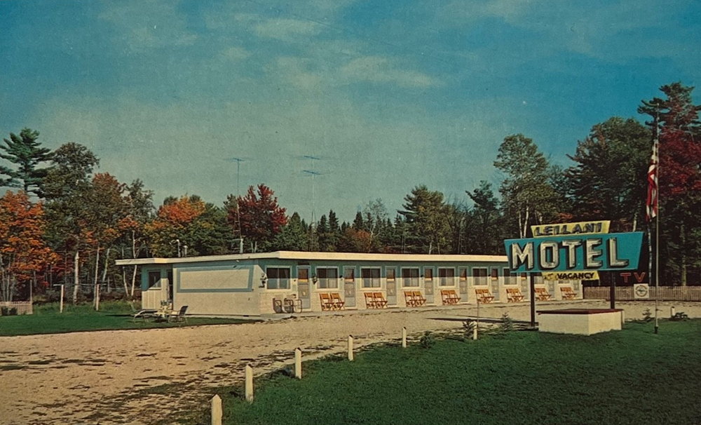 Big Bay Get-Away (Leilani Motel) - Postcard (newer photo)